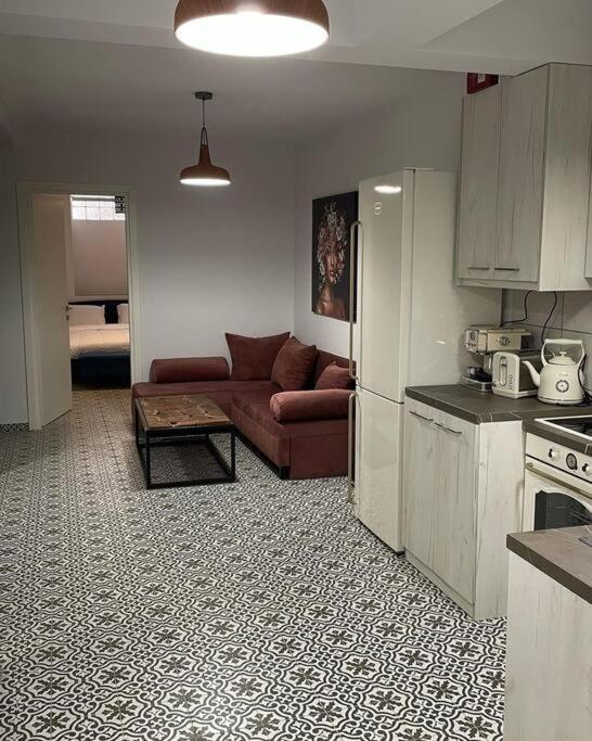 Family Apartment With Private Yard Next To Agios Dimitrios Church 테살로니키 외부 사진